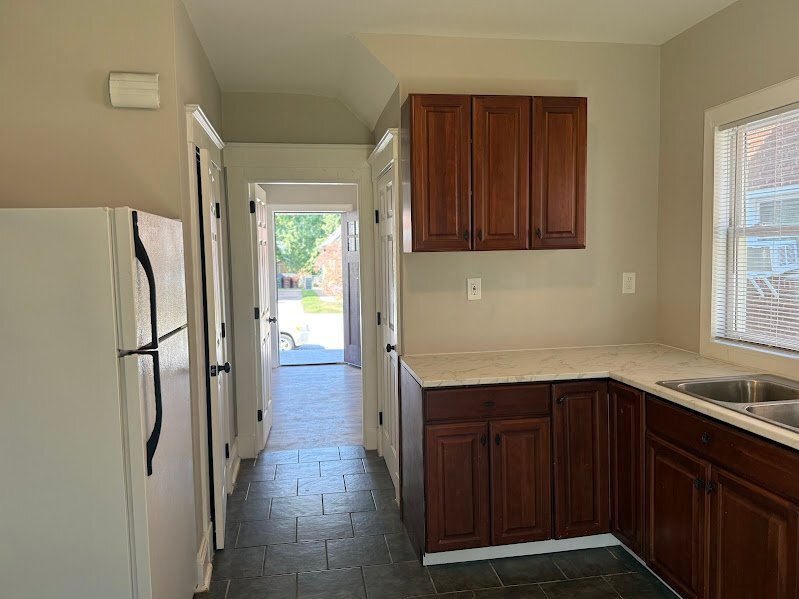 Building Photo - 3156 Rosina Ave