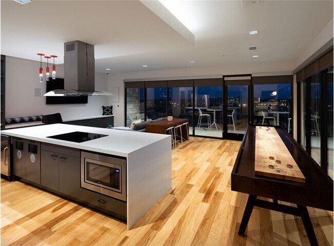 Building Photo - 2402 Aldrich St