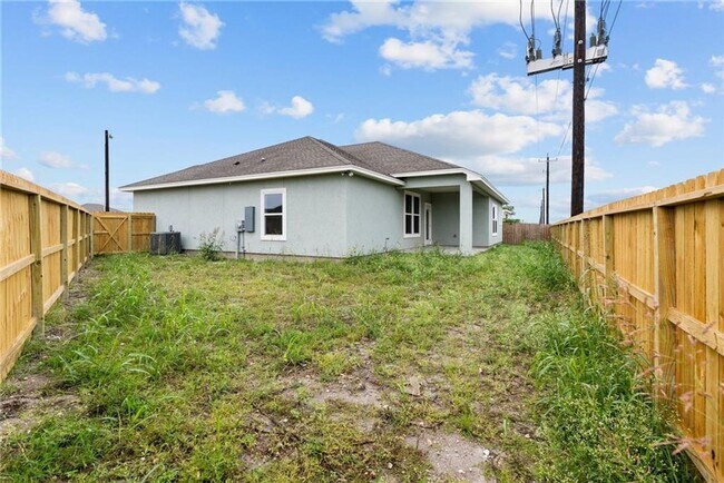 Building Photo - 6738 Effat Dr