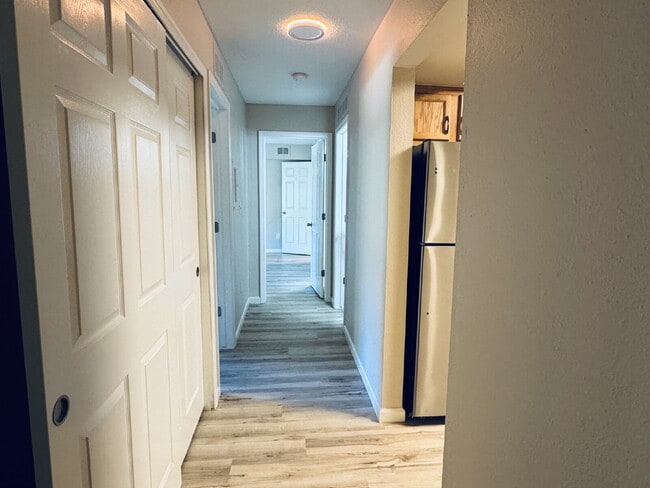 Building Photo - Fully Renovated 2BD/2BA in Top-Rated Northville Schools | Water, HOA & Fitness Included! OWNER SP...