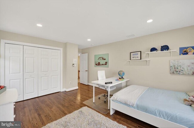 Building Photo - 5115 Cape Cod Ct