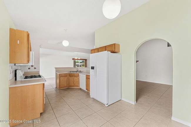 Building Photo - 2390 Savannah Blvd