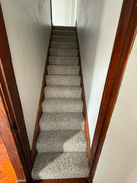 Building Photo - 110 Markwith Ave