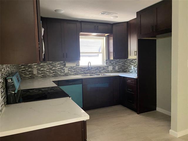 Building Photo - 3054 Candlewick Ln