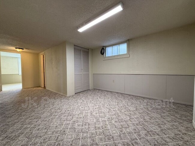 Building Photo - 2716 Central Ave