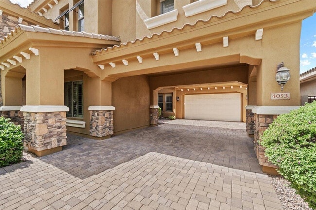 Building Photo - 4053 E Thunderheart Ct