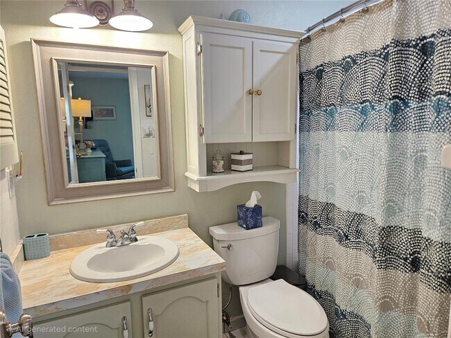 Building Photo - 340 3 Lakes Ln