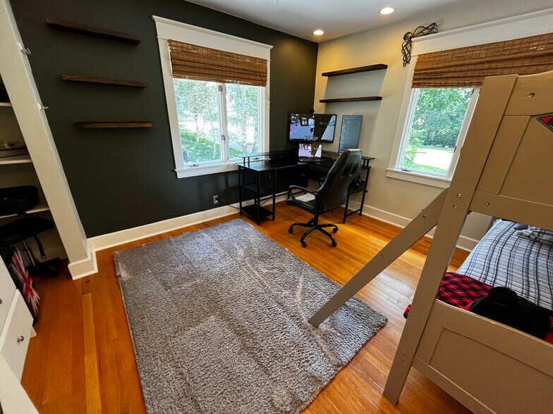 Building Photo - 17282 Timber Dunes Dr