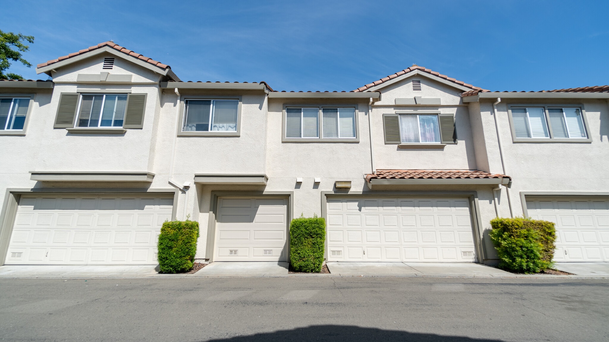 Building Photo - 1171 Tea Rose Cir