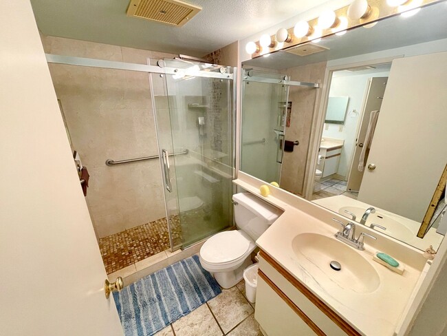 Building Photo - Charming 1BR, 1.5BA Ground Floor Condo – Mostly Furnished & Move-In Ready! Seasonal Rental Availa...