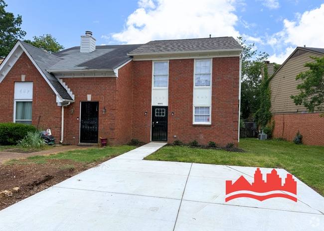 Building Photo - 5571 Blossom Ln