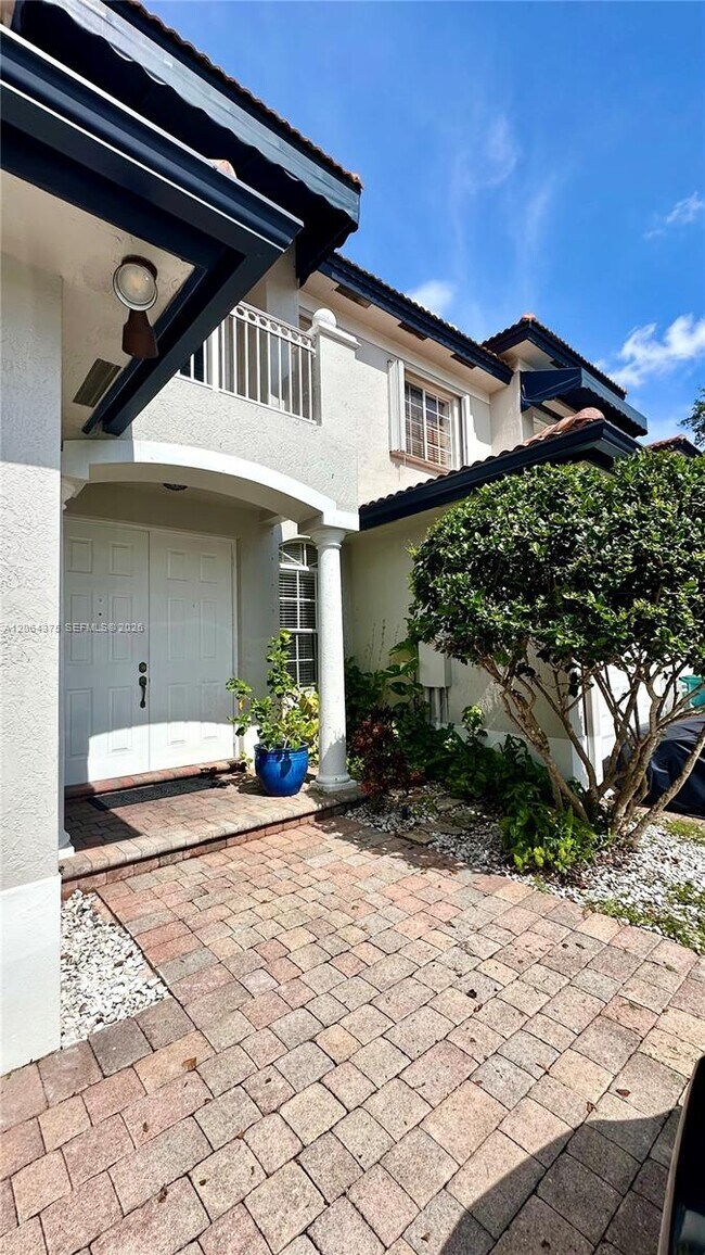 Building Photo - 8102 SW 118th Pl
