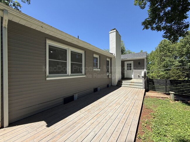 Building Photo - 12317 Metlock Rd