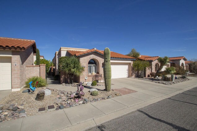 Building Photo - 1606 W Calle Del Ducado