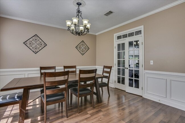 Building Photo - 5 bedroom/3.5 bathroom home in Evans with ...