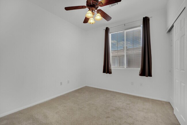 Building Photo - Beautiful 3-bedroom, 2-bathroom condo located in the gated community of The Legends, just minutes...