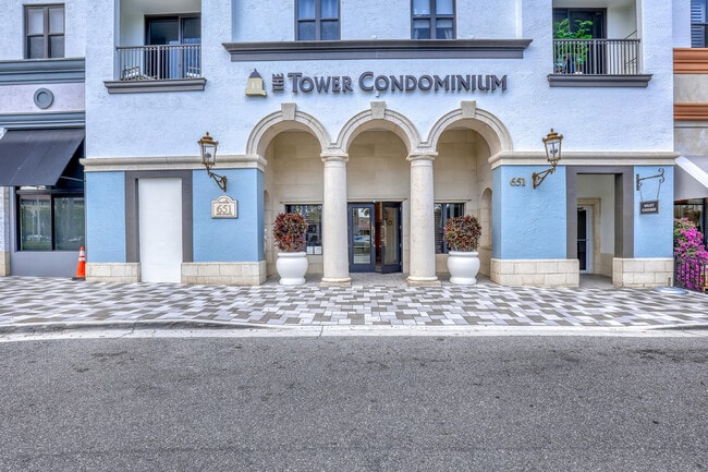 Building Photo - 651 Okeechobee Blvd