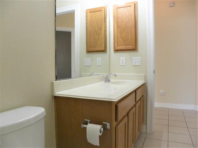 Building Photo - 1704 Flamingo Dr