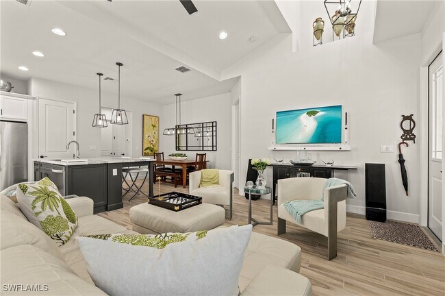 Building Photo - 6988 Saona CT