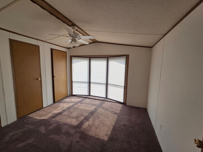 Building Photo - 101 Ann Dr