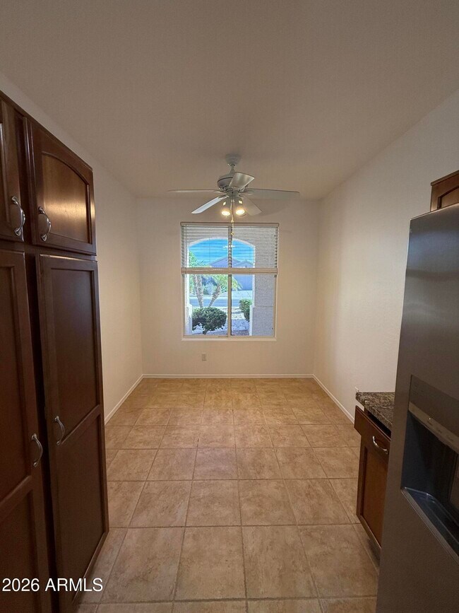 Building Photo - 22508 W Antelope Trail