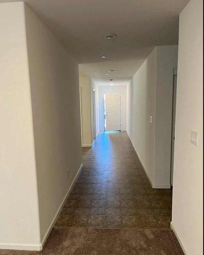 Building Photo - Two weeks free rent  "Spacious 4-Bedroom Haven with 2 Full Baths in Merced – Your Dream Home Awai...