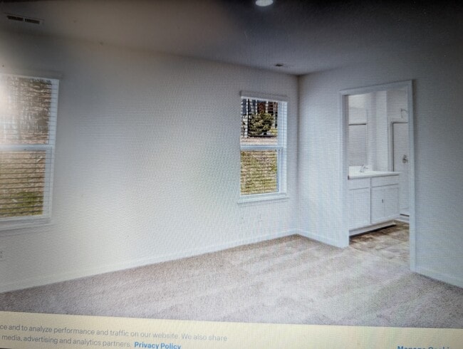 Building Photo - 7830 Moonbeam Ln