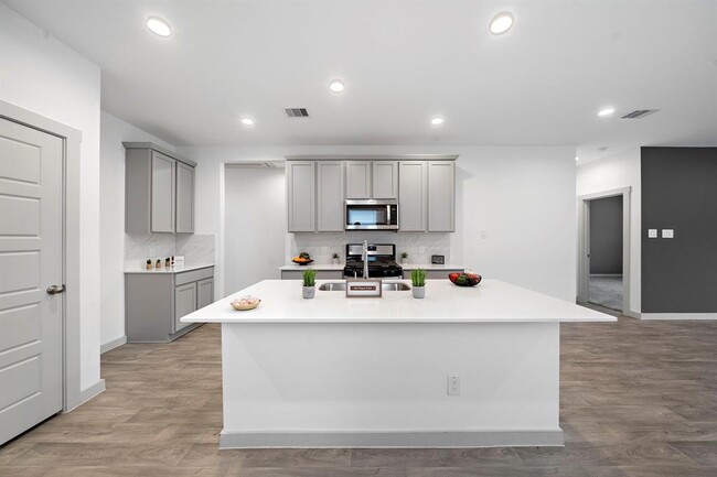Building Photo - 12511 Abbey House Ct
