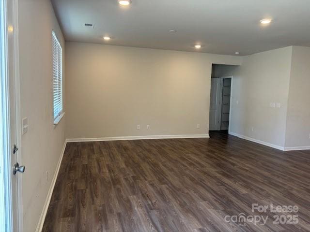 Building Photo - 7136 Maple Run Cir