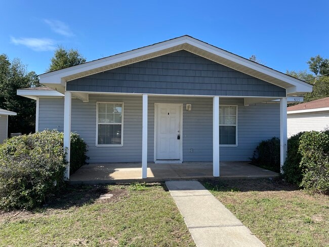 Primary Photo - 5315 Cartier Dr