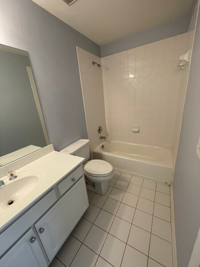 Building Photo - 1273 Harris Commons Pl