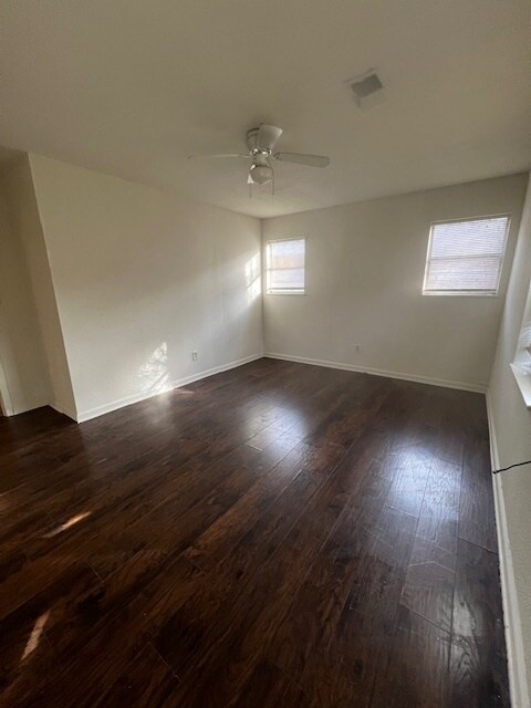 Building Photo - 4025 Brandon Ave