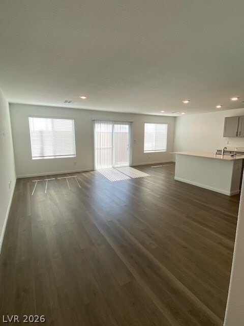 Building Photo - 10370 Ricordi St