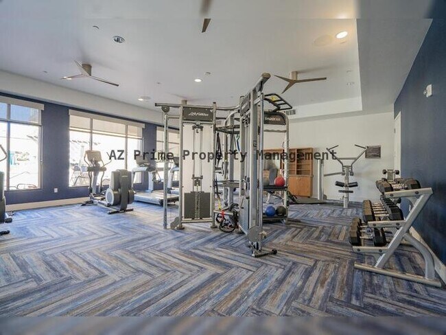 Building Photo - 7300 E Earll Dr