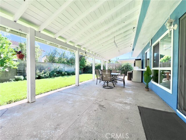 Building Photo - 9256 Crocus Ave