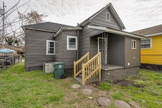 Building Photo - 555 Dodson Ave