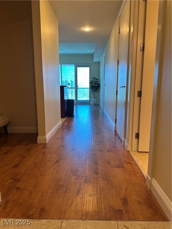 Building Photo - 4575 Dean Martin Dr