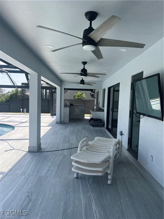 Building Photo - 1215 NW 38th Ave