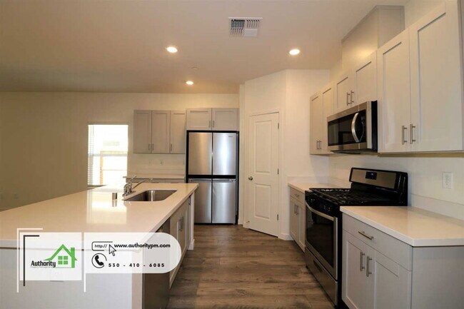 Building Photo - 3651 Ginny Ct