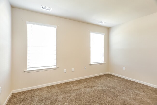 Building Photo - 8072 Hagood St