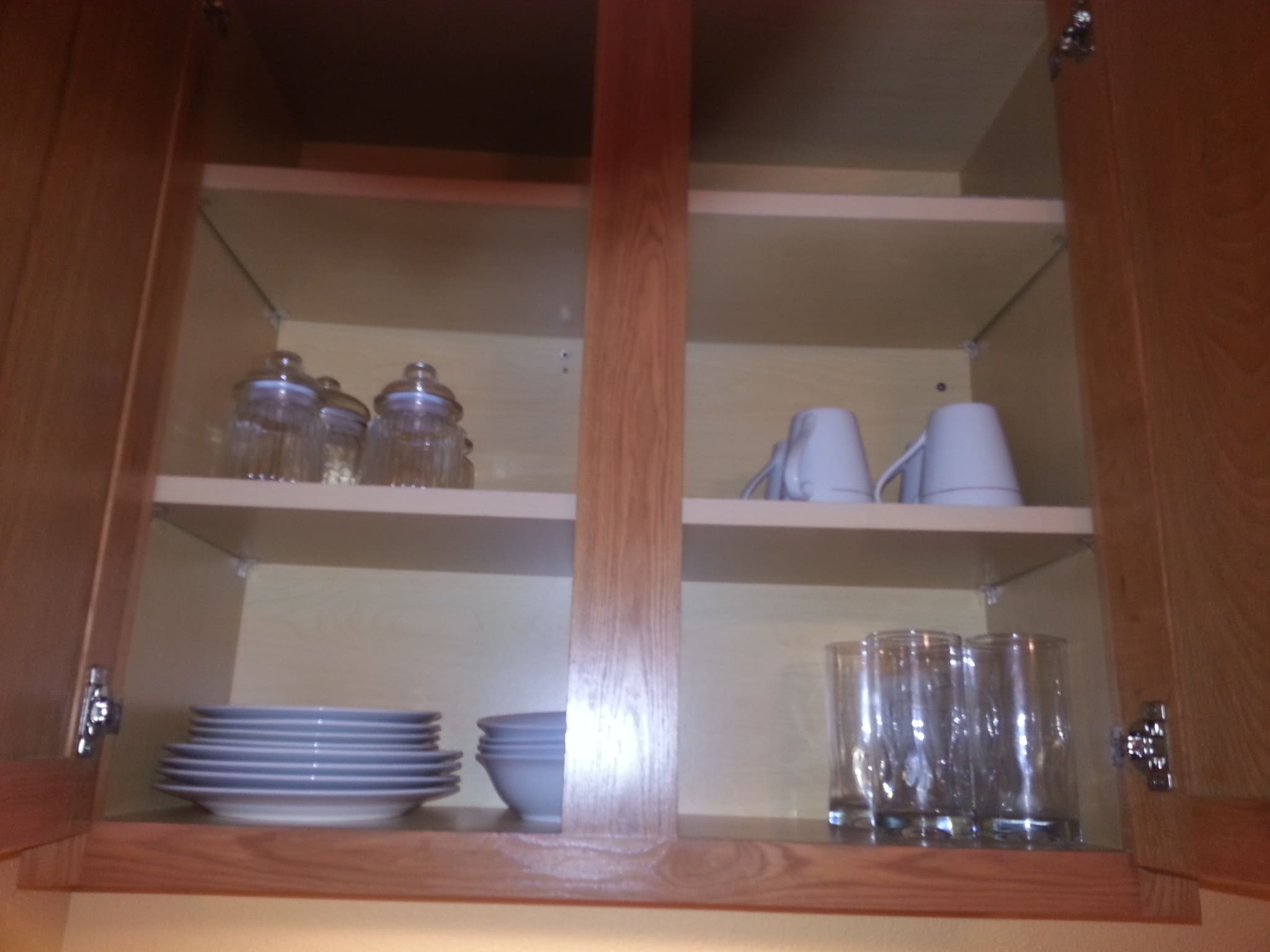 Dishes - 47-337 Mahakea Rd