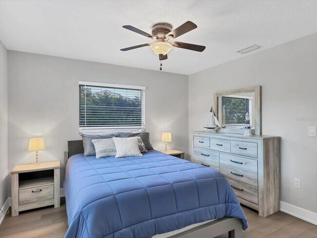 Building Photo - 2428 Whippoorwill Cir