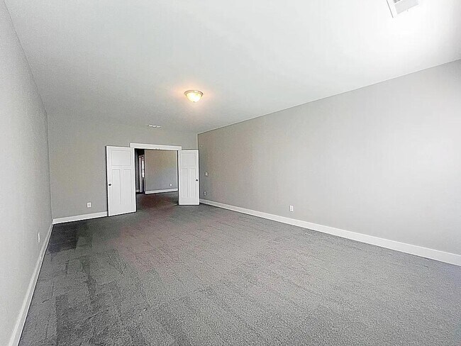 Building Photo - 213 Bank Swallow Wy