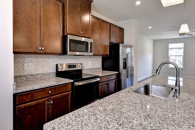Building Photo - 105 Big Wds Dr