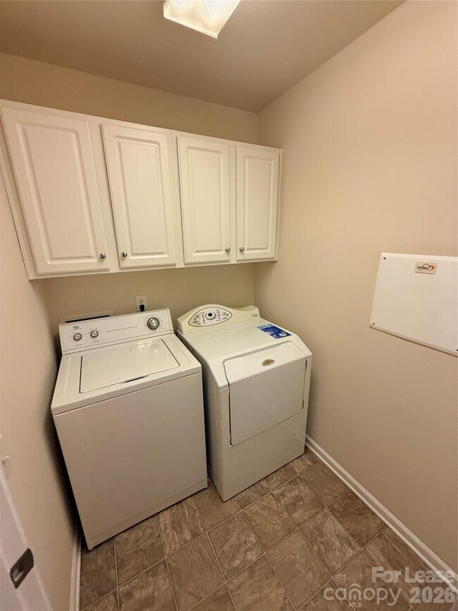 Building Photo - 11224 Cypress View Dr