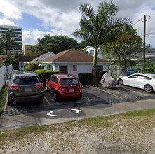 Building Photo - 1326 NE 110th St