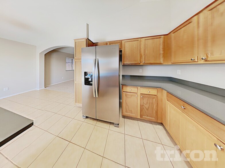 Building Photo - 25683 W St Kateri Dr