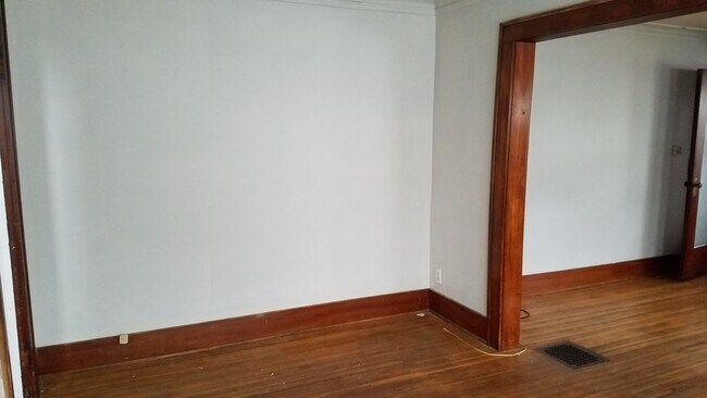 Building Photo - 3 Bedroom in Swillburg Area