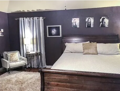 Building Photo - 3012 Hilltop Dr