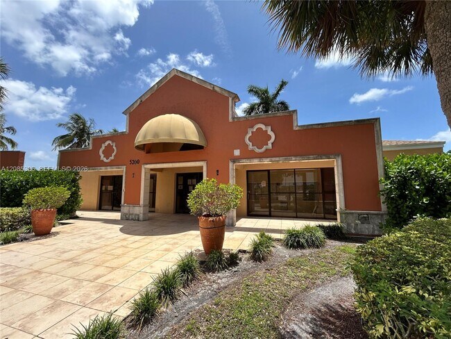Building Photo - 5200 NW 31st Ave